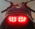 Koncov LED diodov svtlo s integrovanmi blinkry E11